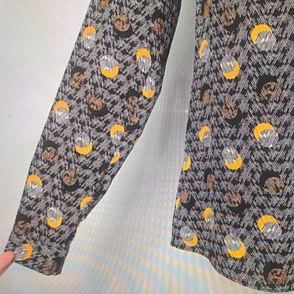 CAbi Eclipse Moon Long Sleeve Blouse - Picture 5 of 16